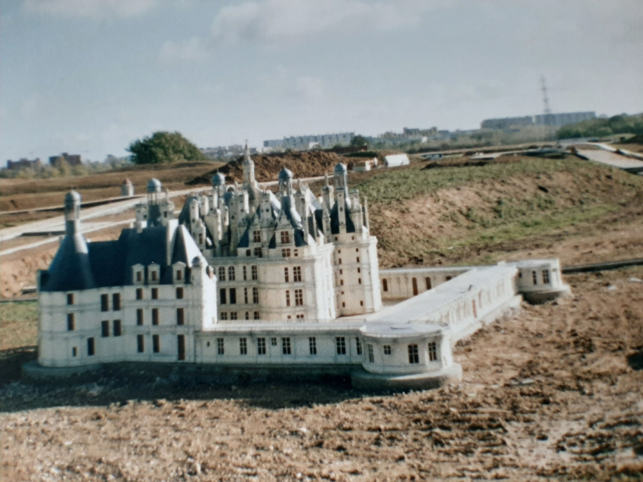 view of Chambord Palace when it was first installed in 1991 at France Miniature